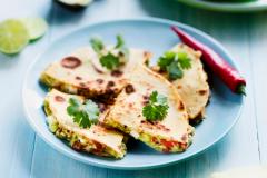 Avokado-juustoquesadillat