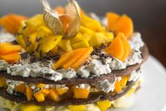 Suklaatäytekakku suklaataikinaan