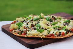 Kesäpizza Pyöreään Piirakkapohjaan