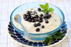 Mustikka-mannavaahto