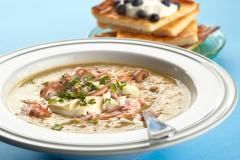 Hernekeitto omin maustein