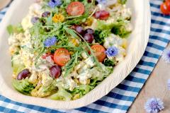 Hedelmäinen broileri-pastasalaatti