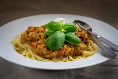 Kasvissyöjän Bolognesekastike