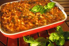 Liha-kasvismakaronilaatikko