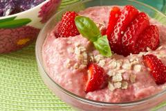 Mansikkainen-tattarituorepuuro