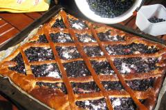 Mustikkapiirakka Pullataikinasta