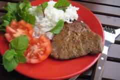 Naudan Sisäfileepihvit Basmatiriisillä