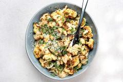 Paahdettu kukkakaali-minttupasta