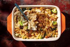 Pekoni-broccolivuoka