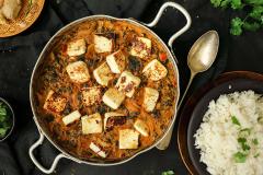 Pinaattinen Palak paneer