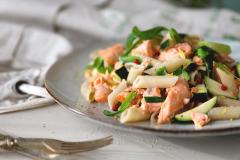 Sitruunainen lohipasta