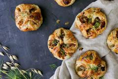 Tonnikalapasteijat Lehtevästä Kaurataikinasta