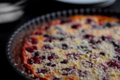 Vadelma-Valkosuklaapiirakka