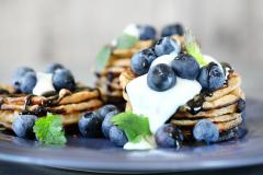 Vegaaniset lakritsiletut mustikoilla