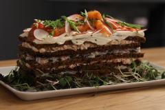 Voileipäkakku saaristolaisleivästä