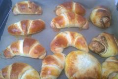 Korvapuustit omenatäytteellä