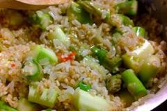 Parsaa ja riisi-ohraa, Kuva: Vappu Pimiä