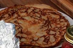 Vähän terveellisemmät letut, Kuva: Vappu Pimiä